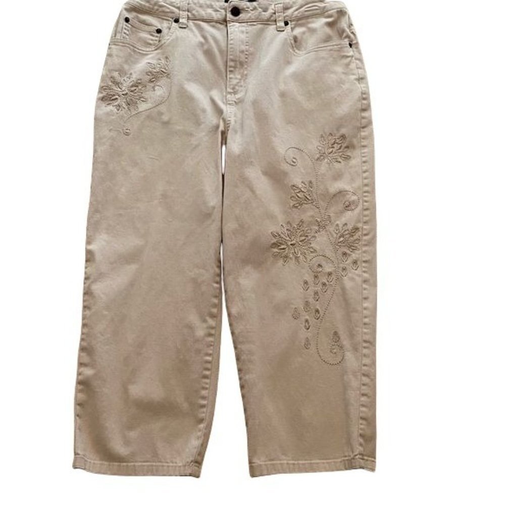Bill Blass Stretch Capris Pants with Embroidered Accents Size 10 - Picture 9 of 11